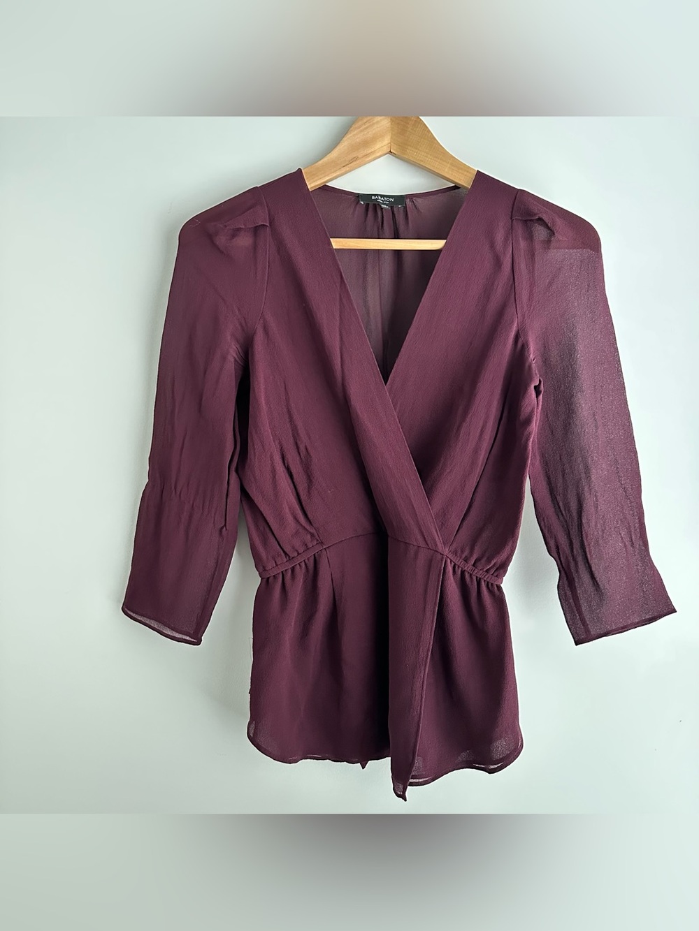 Aritzia Babaton 100% Silk Red Blouse XXS